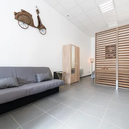 Loft La Mine D'Or - Parking Gratuit Et Prive - Wifi - Tout Equipe - Machine A Laver Exterior photo